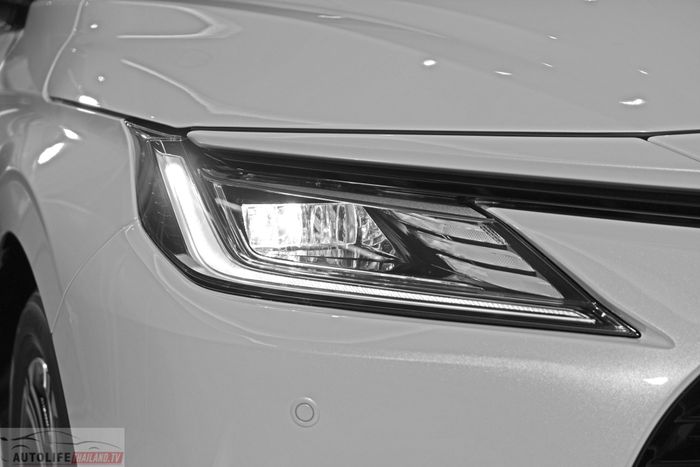 Bức tranh thực tế của Toyota Vios 2023 vừa ra mắt, liệu khi về Việt Nam nó có tiếp tục là vua doanh số? vios-2023-x32.jpeg