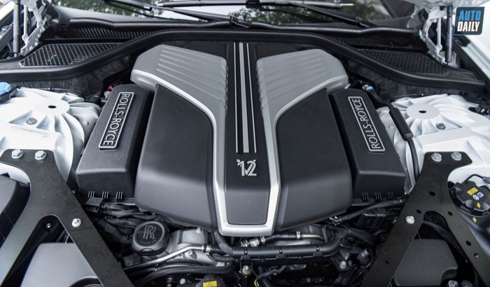 Rolls-Royce Ghost 2021 nhập tư với giá vượt qua ngưỡng 40 tỷ, lựa chọn giao ngay cho các đại gia Việt rolls-royce-ghost-2022-Mytour-47.jpg