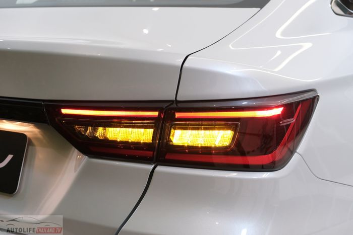 Bức tranh thực tế của Toyota Vios 2023 vừa ra mắt, liệu khi về Việt Nam nó có tiếp tục là vua doanh số? vios-2023-x25.jpeg