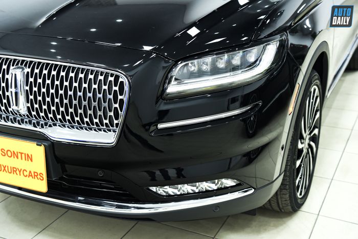 Hình ảnh chi tiết của chiếc Lincoln Nautilus Black Label 2022 đầu tiên tại Việt Nam adt-0818.jpg