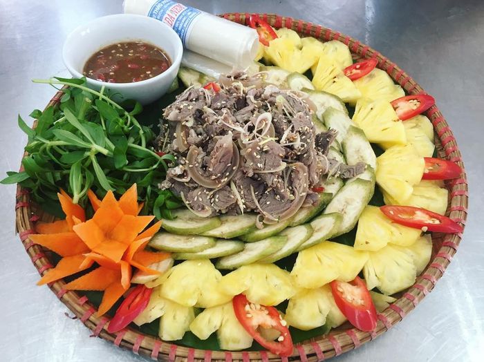 Thịt dê cơm cháy - Một món ăn đậm đà của cố đô Ninh Bình