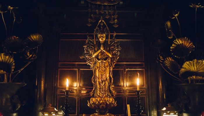 Chùa Kiyomizu-dera - một kiệt tác độc đáo, như một vũ đài treo trên vách núi ở Kyoto 12