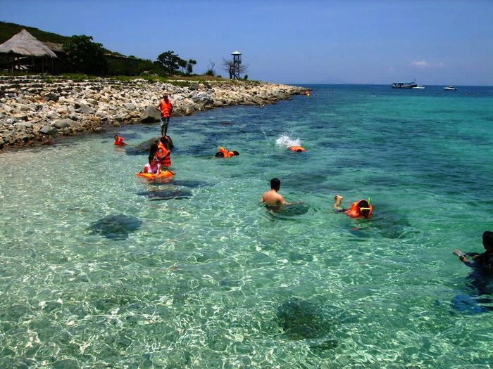 Trải nghiệm du lịch Đảo Robinson Nha Trang - vẻ đẹp thơ mộng của vịnh biển