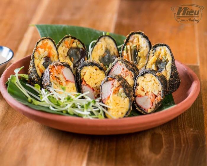 Nhà hàng cơm niêu Nha Trang - Hương vị đặc biệt chỉ có ở Nha Trang 5