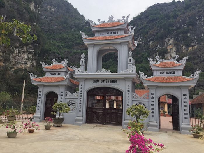 Lễ hội du xuân Ninh Bình tại những điểm tham quan danh tiếng 3