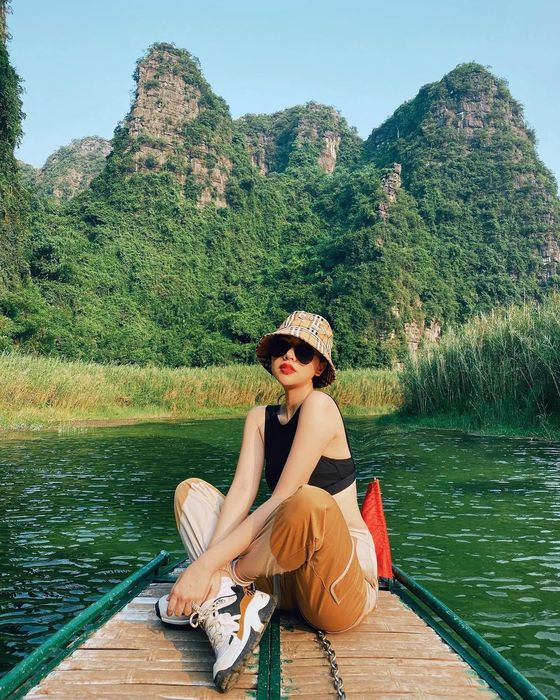 Bí quyết tạo dáng đẹp khi đến Tràng An cho những người đam mê sống ảo 5