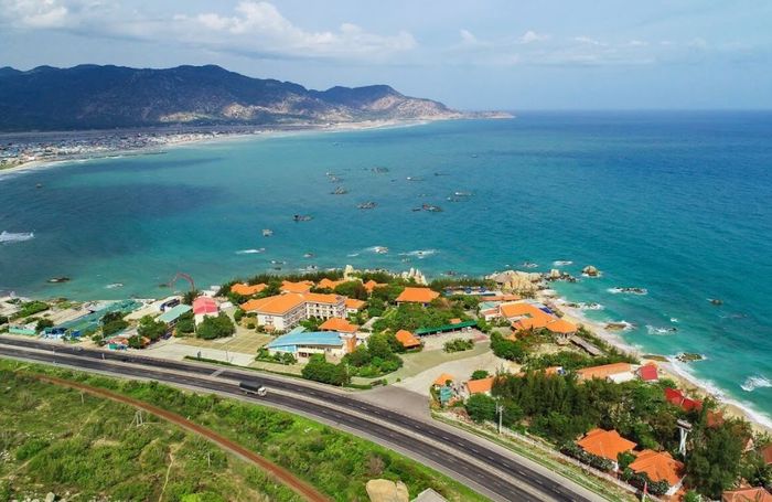Du lịch Biển Cà Ná và những điều thú vị bạn nên biết 3