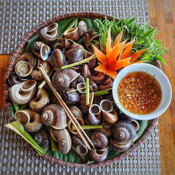 Khám phá hương vị đặc biệt của ốc núi Ninh Bình - một trải nghiệm tuyệt vời cho thực khách