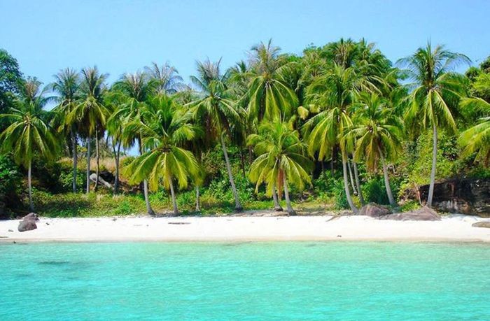 Khám phá những bãi tắm đẹp nhất ở Phan Thiết 5
