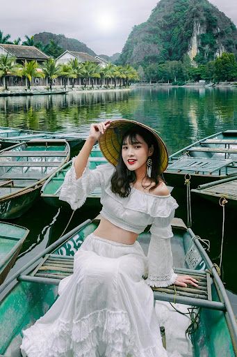 Bí quyết tạo dáng đẹp khi đến Tràng An cho những người đam mê sống ảo 4