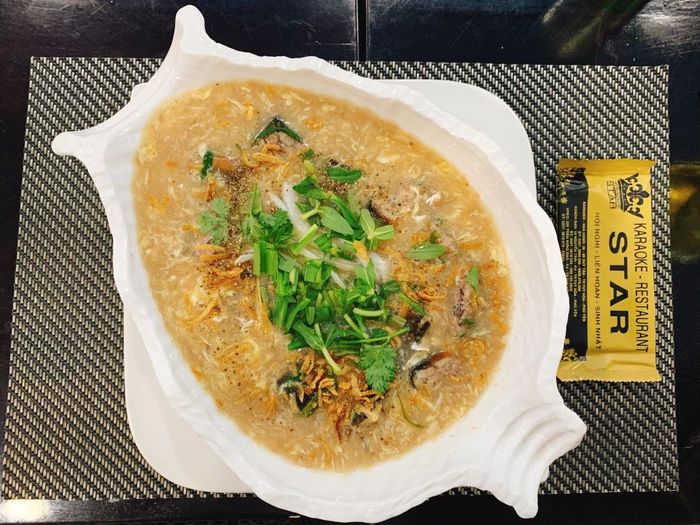 Nhà hàng Sân Thượng Star Tút Phú Yên – Trải nghiệm tiệc tối thoải mái trong không gian mở 12