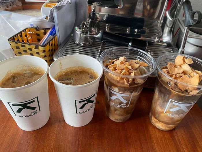 Aspace Café Quảng Bình - không gian retro đầy ấn tượng 5