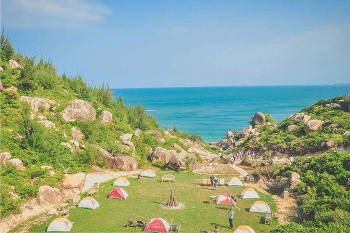Du lịch Quy Nhơn 30/4 và 1/5 tham quan và thưởng thức món gì 5