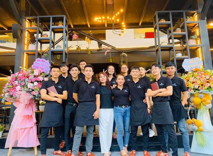 Không Cần Phải Đi Xa, Chỉ Cần Ghé Quán Cà Phê Hồng Ngọc Phú Yên Là Đã Phải Yêu Ngay Từ Cái Nhìn Đầu Tiên