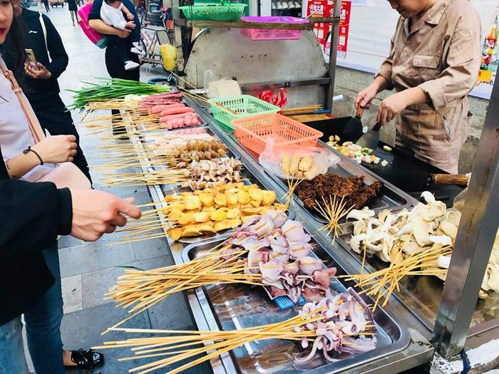 “Vượt biên” một ngày khám phá văn hóa Hà Khẩu tự túc 7