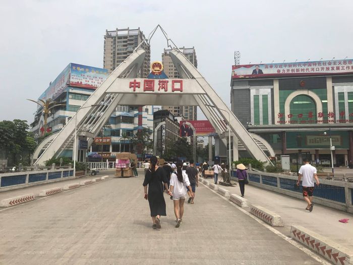 Hà Khẩu Sapa - No căng bụng với vô vàn những món ngon cộp mác đặc sản Trung Quốc 4