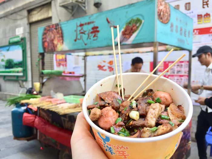 “Vượt biên” một ngày khám phá văn hóa Hà Khẩu tự túc 9