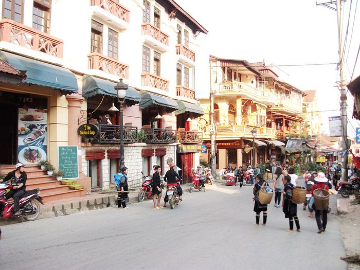 Phố Cầu Mây Sapa - Một con phố độc đáo với vẻ đẹp hiện đại phương Tây giữa trái tim của thị trấn cổ Sapa