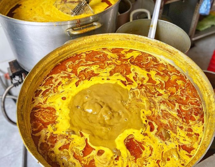 Thưởng thức món Cà ri gà Bà Ke lâu đời ở Sóc Trăng