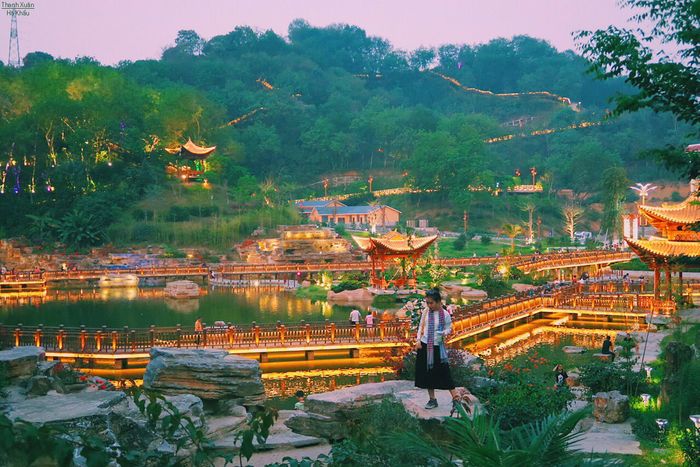 Khám phá văn hóa nước láng giềng thông qua chuyến đi tự túc đến Hà Khẩu 6