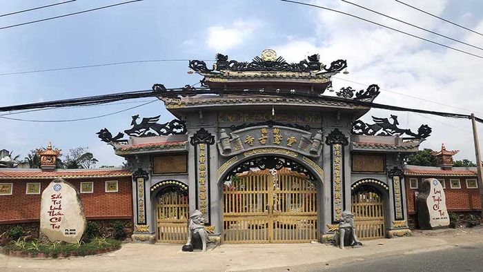 Chùa Linh Thứu Tiền Giang, ngôi chùa cổ tự lâu đời nhất vùng sông nước miền Tây 2