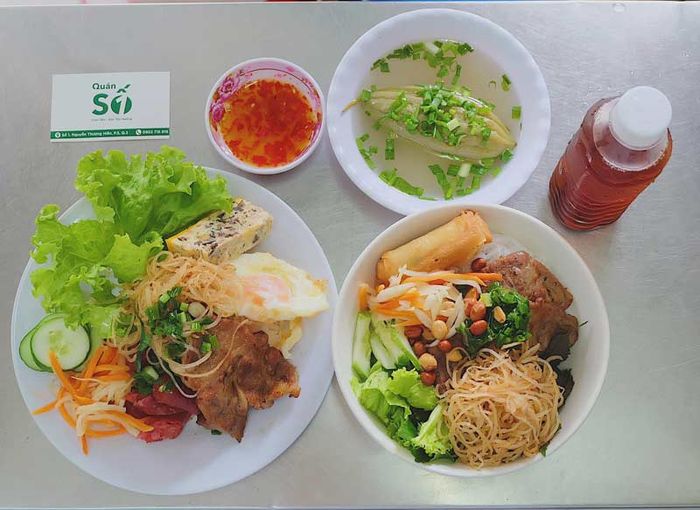 Khám phá ẩm thực đường phố Sài Gòn tại phố ẩm thực Nguyễn Thượng Hiền 7