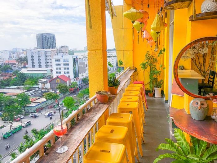 Chung cư 42 Nguyễn Huệ: Điểm check-in và thưởng thức ẩm thực độc đáo nhất Quận 1 15