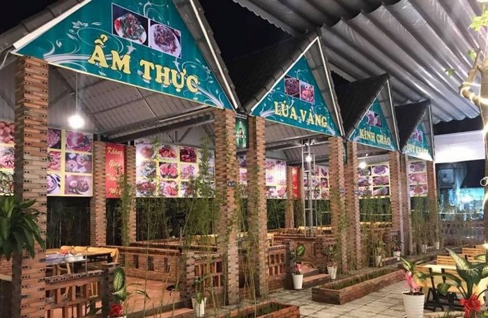 Quán Ẩm thực Lúa Vàng Tiền Giang có gì đặc sắc?