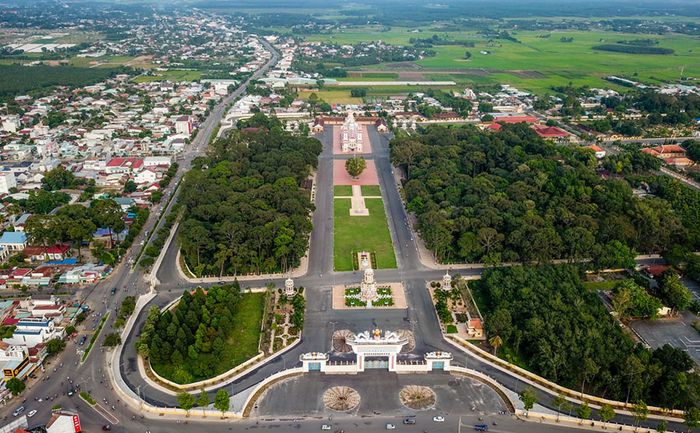Bí quyết khám phá Tòa Thánh Tây Ninh, điểm linh thiêng của đạo Cao Đài 4