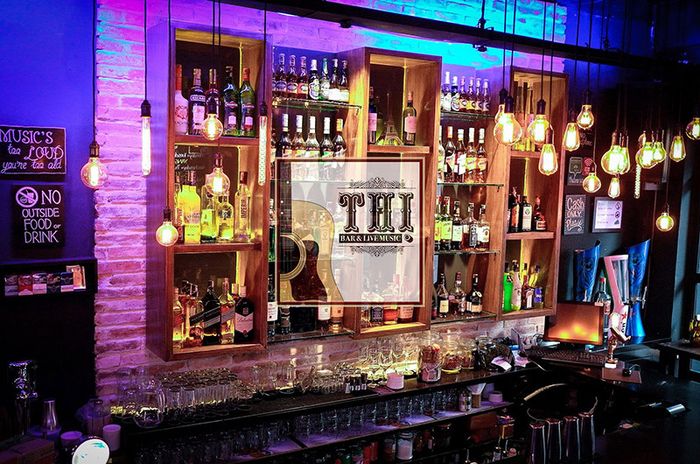 Top 10 quán bar quận 1 đầy sôi động và hấp dẫn giới trẻ nhất 8