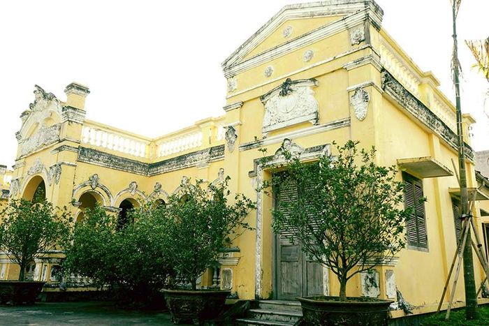 Nhà Đốc Phú Hải - nơi giao thoa đầy ấn tượng của kiến trúc Đông Tây 5
