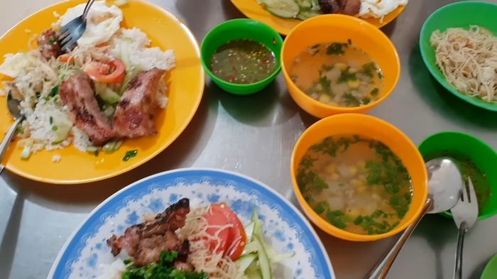 Thử ngay Quán cơm tấm Cầu Đôi khi ghé Mỹ Tho