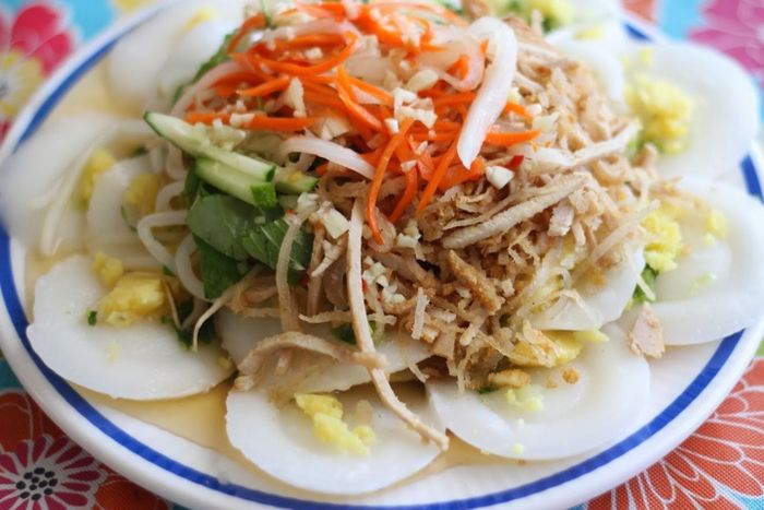 Thưởng thức hương vị đặc trưng của quán Bánh bèo chợ Hàng Bông 5