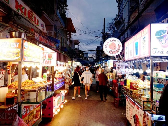 Sài Gòn về đêm: Top 12+ điểm vui chơi nổi bật
