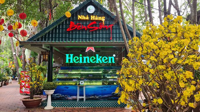 Top 8 Nhà Hàng Bên Sông Sài Gòn View Đẹp, Đồ Ăn Ngon 4