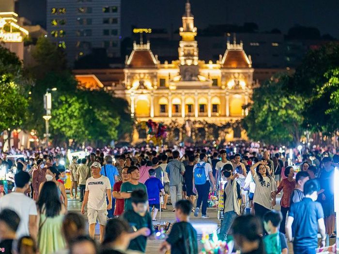 Sài Gòn về đêm: Top 12+ điểm vui chơi nổi bật