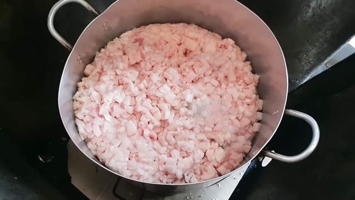 Khám phá hương vị tuyệt vời tại Quán cơm tấm Cầu Đôi khi ghé Mỹ Tho