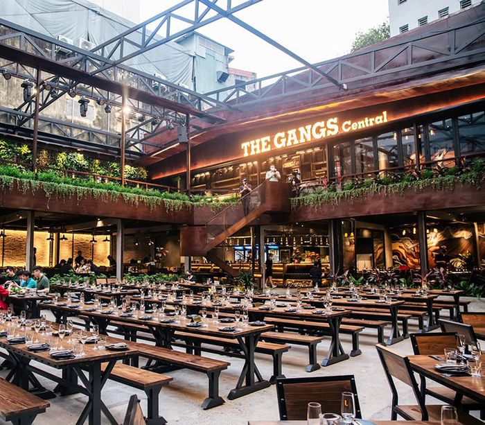 Top 10 quán bar quận 1 đầy sôi động và hấp dẫn giới trẻ nhất 9