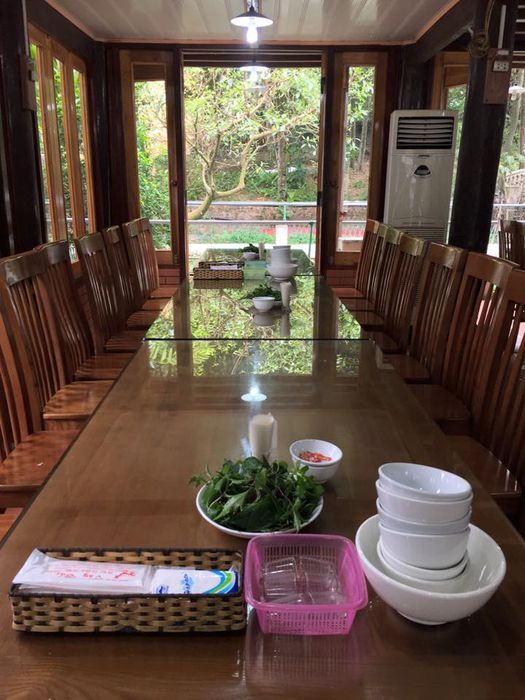 Thả mình vào không gian ẩm thực ấm áp, thoải mái tại Nhà hàng Tây Bắc 26