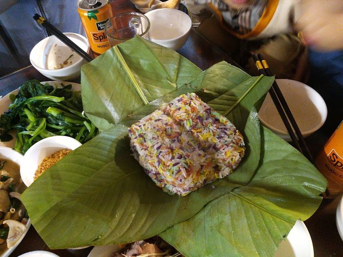 Thả mình vào không gian ẩm thực ấm áp, thoải mái tại Nhà hàng Tây Bắc 21