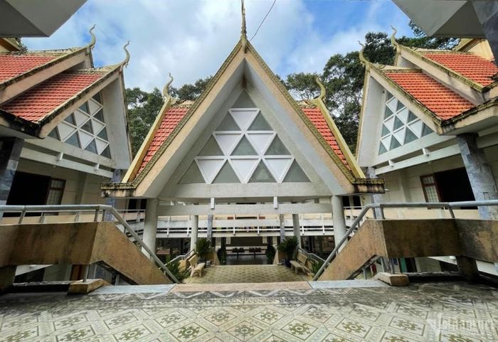 Khám phá vẻ đẹp của bảo tàng văn hóa dân tộc Khmer ở Trà Vinh - Phần 3