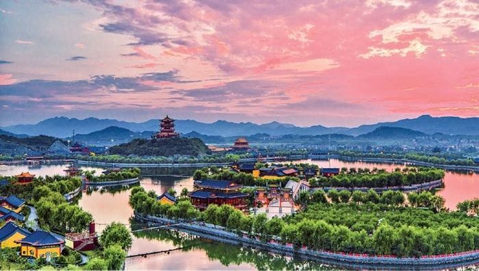 Sự lộng lẫy của Phim trường Hoành Điếm với vẻ đẹp thời không 6