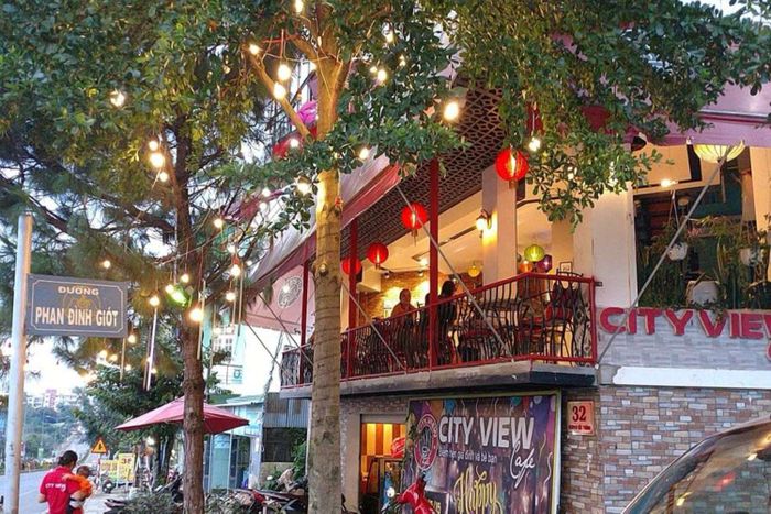 City View Cafe là điểm dừng chân không thể bỏ qua mỗi khi bạn quay lại phố núi.