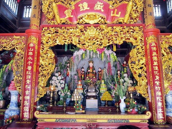 Đền Thần Tình Yêu Liễu Hạnh