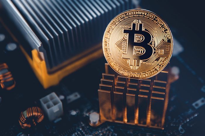 Các ông lớn trong lĩnh vực đào Bitcoin đồng loạt công khai việc xả BTC - Thị trường sẽ phát triển theo hướng nào?