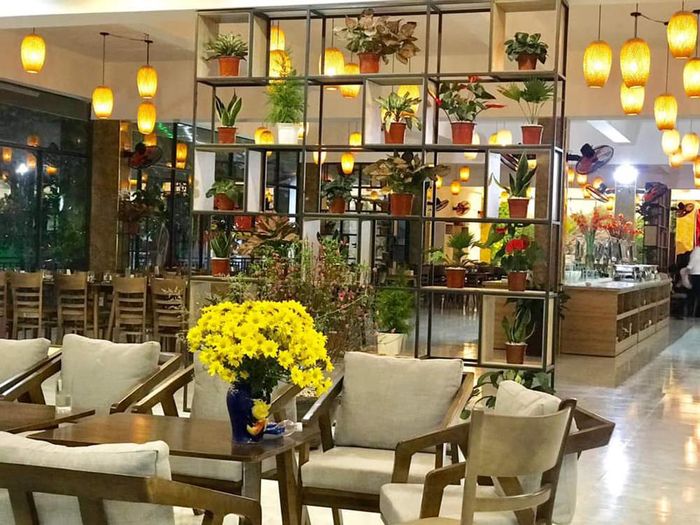Green Garden Hue – Cafe & Restaurant - Nơi thưởng thức tiệc Buffet với hương vị đậm đà khó quên 7