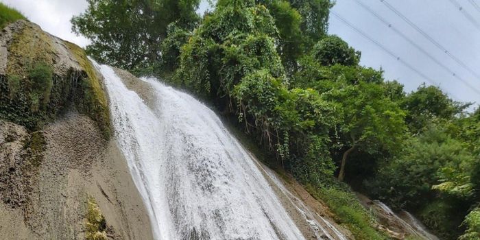 Thưởng thức vẻ đẹp dịu dàng của Thác Tạt Nàng trên cao nguyên Mộc Châu