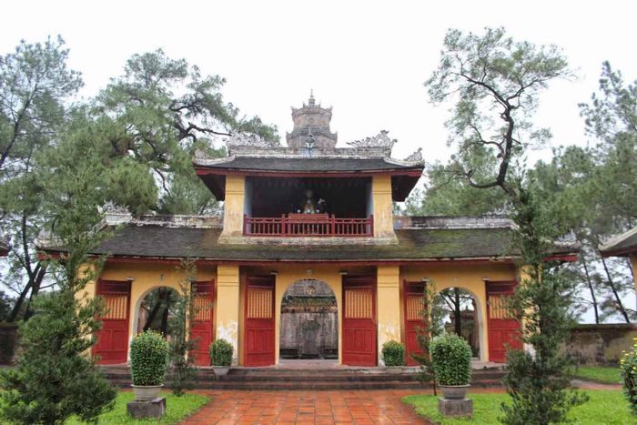 Hãy không quên trải nghiệm du lịch tâm linh ở Huế