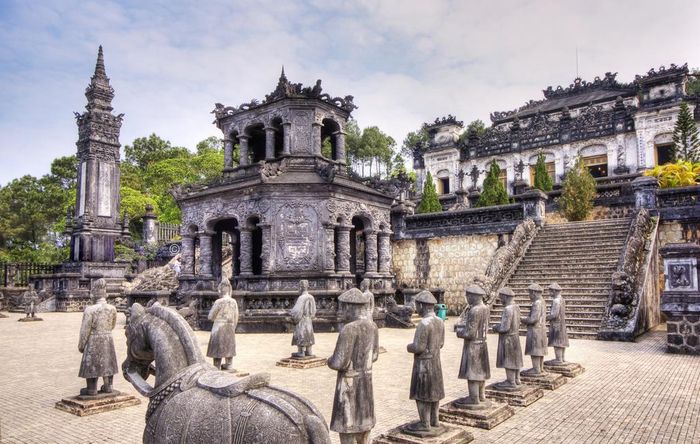 Khám phá 1001 bí quyết du lịch tự túc Huế cùng Mytour.vn
