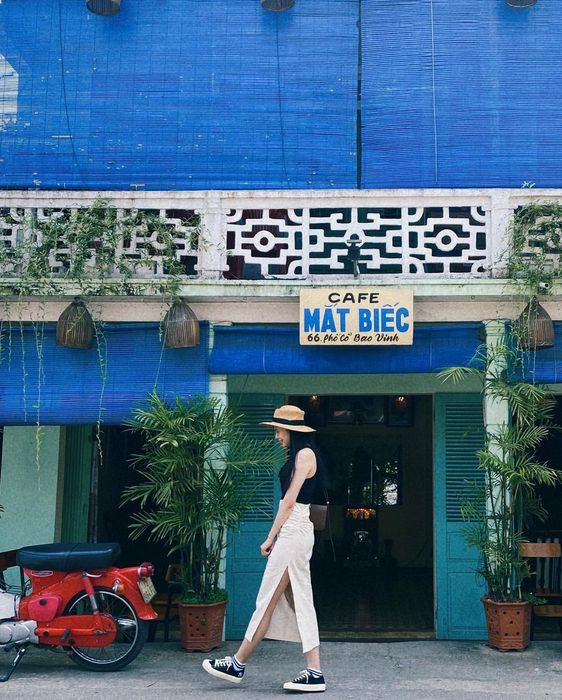 Bạn đã ghé qua quán cafe nổi tiếng ở phố cổ Bao Vinh Huế chưa?